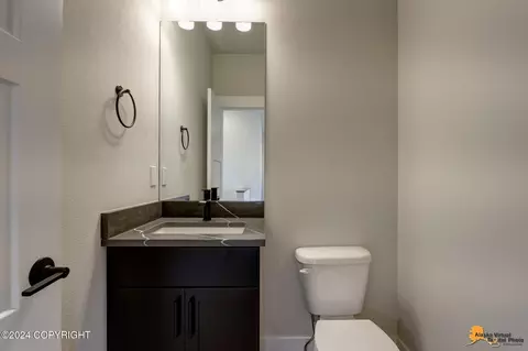 8809 Chalk Hill Loop, Anchorage, AK 99502 photo 18