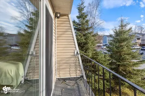 4945 E 43rd Ave, Anchorage, AK 99508 photo 15