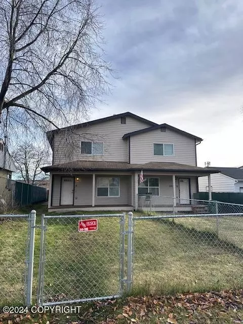 3305 Greenland Dr, Anchorage, AK 99517