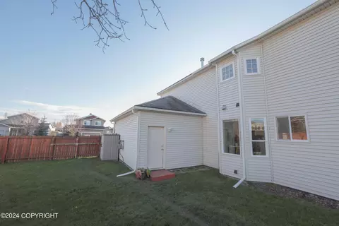 5838 Big Bend Loop, Anchorage, AK 99502 photo 28