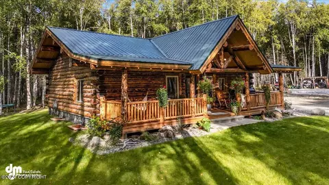 3933 N Crossover Dr, Wasilla, AK 99654