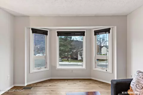 18215 Hidden Falls Ave, Eagle River, AK 99577 photo 5