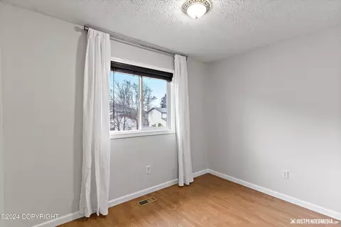 18215 Hidden Falls Ave, Eagle River, AK 99577 photo 12