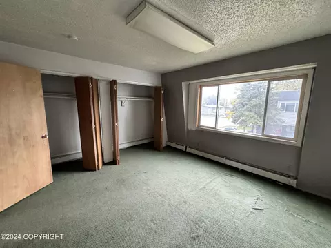 Bedroom - 421 E 45th Ave, Anchorage, AK 99503 photo 5 of 14