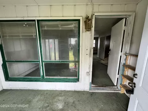Exterior - 421 E 45th Ave, Anchorage, AK 99503 photo 3 of 7