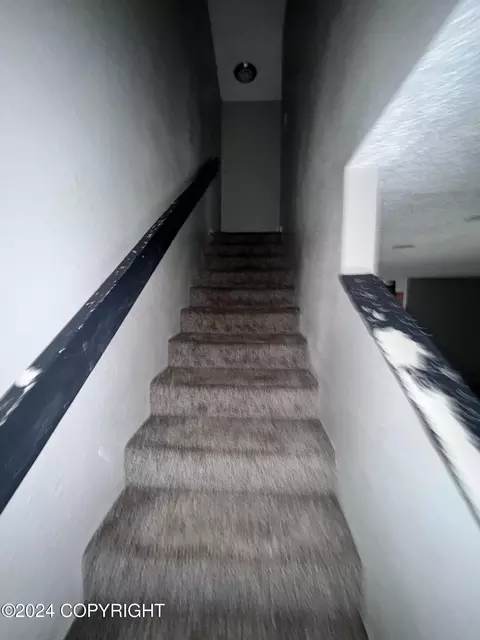 Entry Way - 421 E 45th Ave, Anchorage, AK 99503 photo 3 of 3