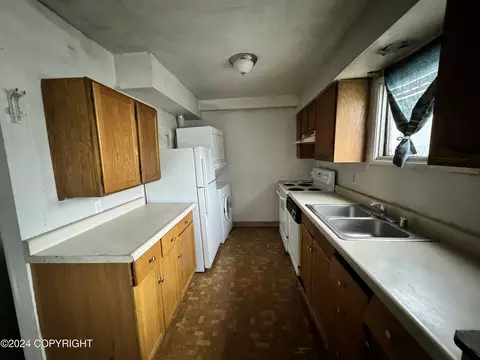 Kitchen - 421 E 45th Ave, Anchorage, AK 99503 photo 1 of 4