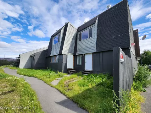 421 E 45th Ave, Anchorage, AK 99503