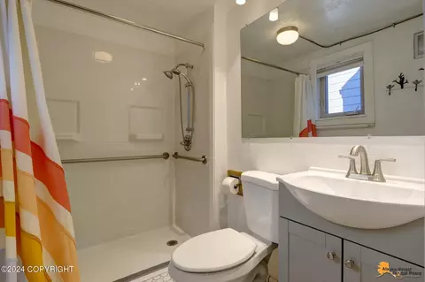 Bath - 2303 Mcrae Rd, Anchorage, AK 99517 photo 4 of 4