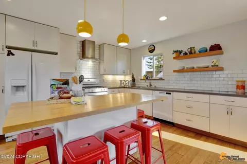 Kitchen - 2303 Mcrae Rd, Anchorage, AK 99517 photo 4 of 8