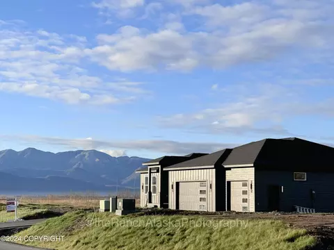 2464 S Sunrise View Cir, Palmer, AK 99654