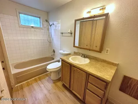 Bath - 618 E 9th Ave, Anchorage, AK 99501 photo 4 of 5