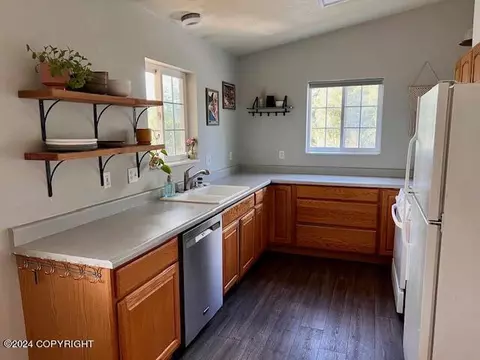Kitchen - 16530 Mercy Dr, Eagle River, AK 99577 photo 1 of 8