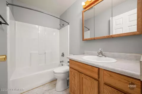 Bath - 16530 Mercy Dr, Eagle River, AK 99577 photo 7 of 8