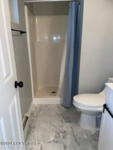 Bath - 16530 Mercy Dr, Eagle River, AK 99577 photo 4 of 8