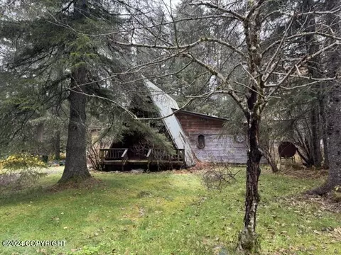 33564 Starr Ln, Seward, AK 99664