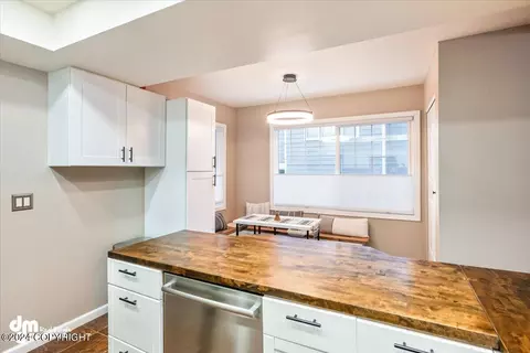 Kitchen - 10711 Commodore Dr, Anchorage, AK 99515 photo 4 of 5