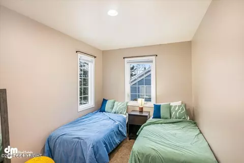 Bedroom - 10711 Commodore Dr, Anchorage, AK 99515 photo 5 of 6