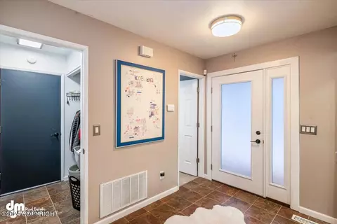 Entry Way - 10711 Commodore Dr, Anchorage, AK 99515 photo 2 of 5