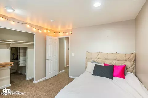 Bedroom - 10711 Commodore Dr, Anchorage, AK 99515 photo 4 of 6