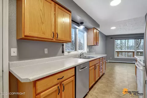 13721 Malaspina St, Eagle River, AK 99577 photo 12