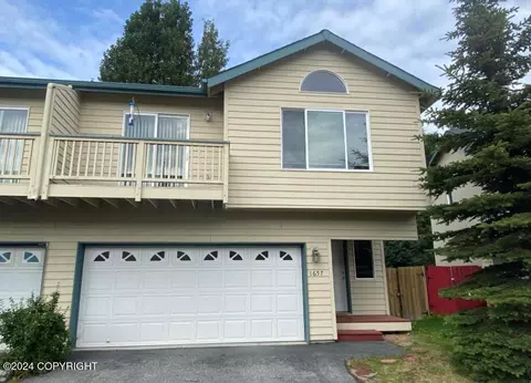 1657 Mountainman Loop # 27, Anchorage, AK 99507