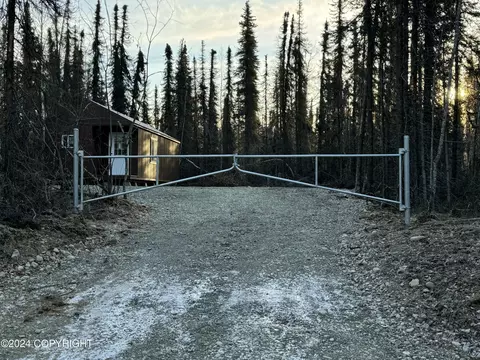 49579 S Cutthroat Dr, Willow, AK 99688