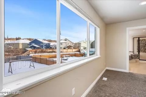 Entry Way - 2883 Morgan Loop, Anchorage, AK 99516 photo 7 of 8