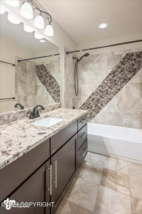 Bath - 2883 Morgan Loop, Anchorage, AK 99516 photo 7 of 8