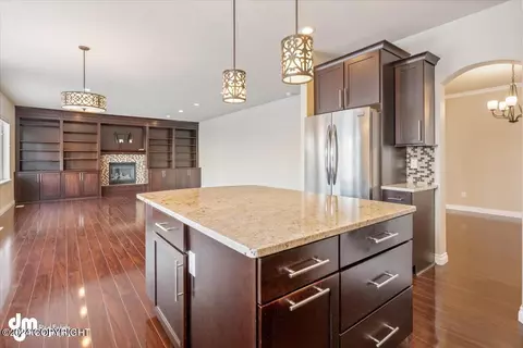 Living - 2883 Morgan Loop, Anchorage, AK 99516 photo 5 of 5