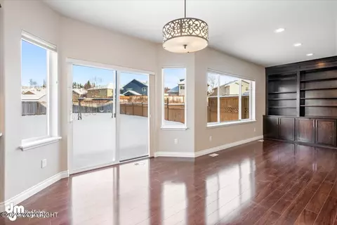 Living - 2883 Morgan Loop, Anchorage, AK 99516 photo 1 of 5