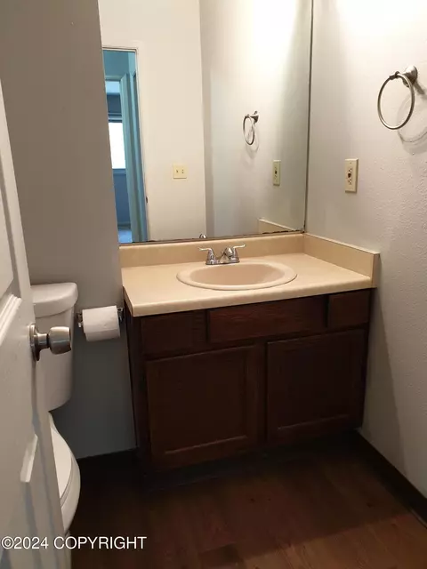 2331 E 66th Ave, Anchorage, AK 99503 photo 12