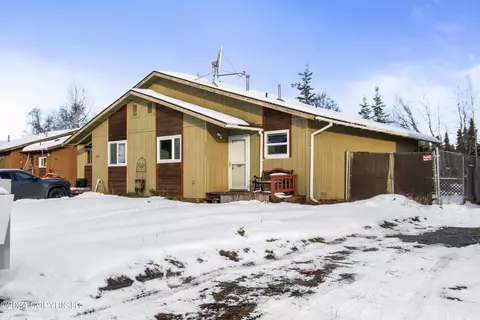 3221 Doil Dr, Anchorage, AK 99507