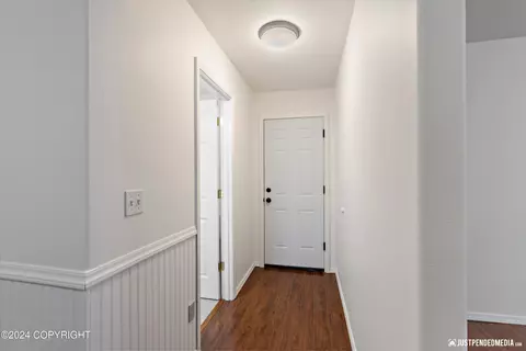 Entry Way - 5611 Alora Loop # 23, Anchorage, AK 99504 photo 2 of 4