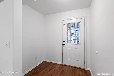 Entry Way - 5611 Alora Loop # 23, Anchorage, AK 99504 photo 1 of 4