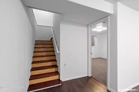 Entry Way - 5611 Alora Loop # 23, Anchorage, AK 99504 photo 4 of 4