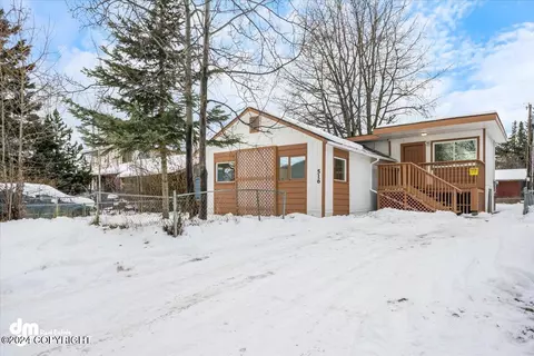 516 N Hoyt St, Anchorage, AK 99508