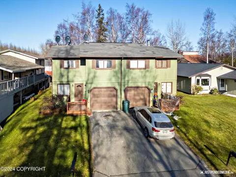 8311 Little Dipper Ave, Anchorage, AK 99504