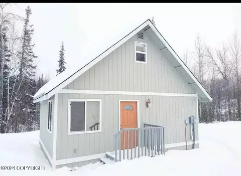 5805 Saquonee St, Wasilla, AK 99654