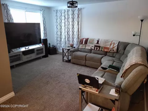 4618 E 3rd Ave, Anchorage, AK 99504 photo 6