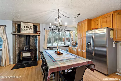 3800 N Breeze Ct, Wasilla, AK 99654