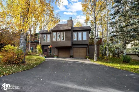420 Donna Dr, Anchorage, AK 99504