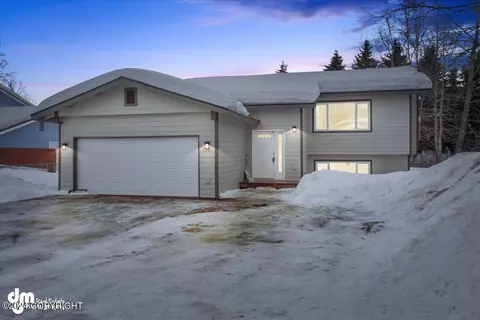 130 Pettis Rd, Anchorage, AK 99515