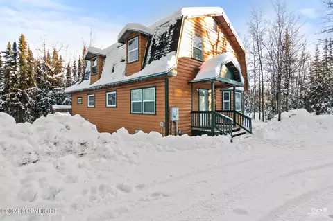 35895 King Salmon Ave, Soldotna, AK 99669