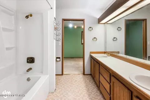 Bath - 10119 Nantucket Loop, Anchorage, AK 99507 photo 6 of 6