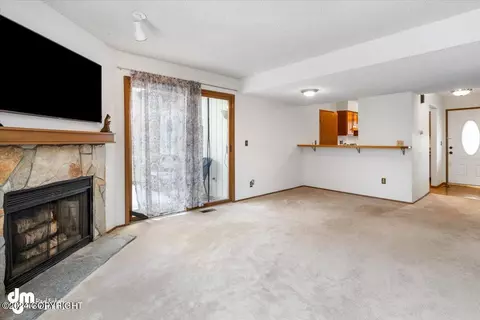 Living - 10119 Nantucket Loop, Anchorage, AK 99507 photo 3 of 6
