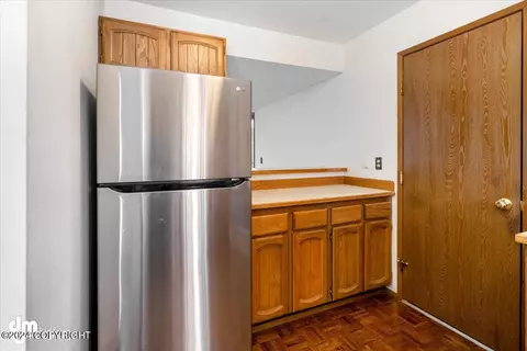 Kitchen - 10119 Nantucket Loop, Anchorage, AK 99507 photo 2 of 2