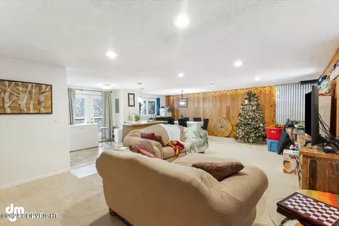 11318 Echo St, Eagle River, AK 99577 photo 25