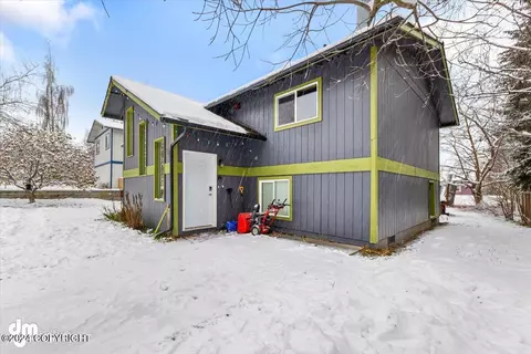 11318 Echo St, Eagle River, AK 99577 photo 3