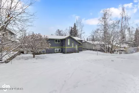 11318 Echo St, Eagle River, AK 99577 photo 2
